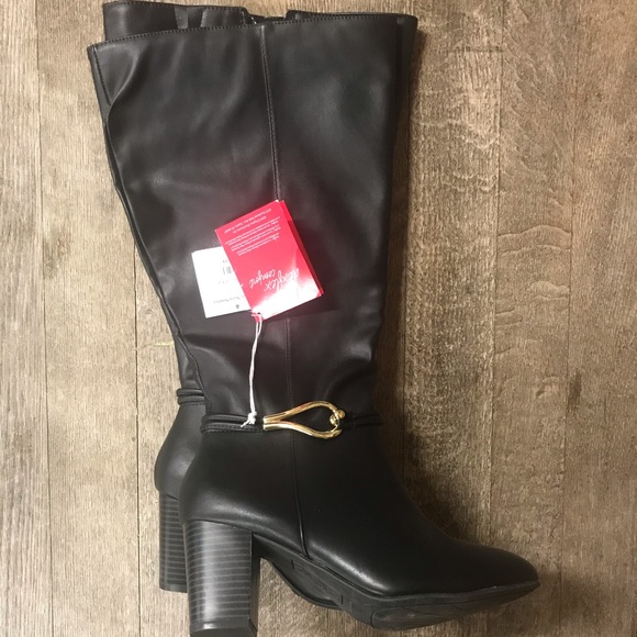 NWT 7 1/2W Women’s Heeled Calf High Boots - Picture 2 of 2